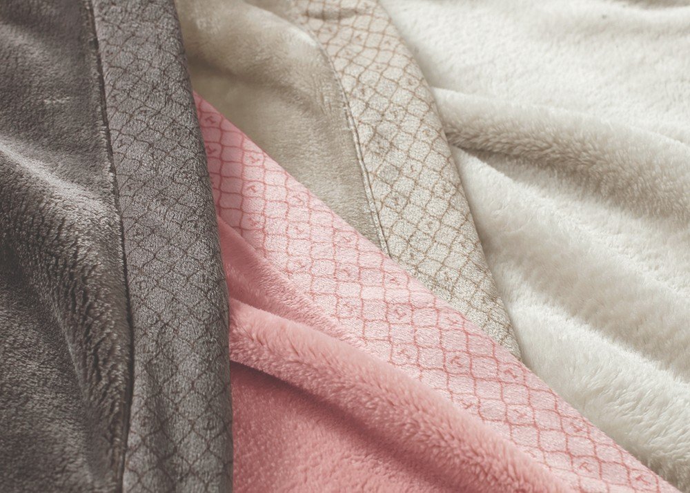 2021 trussardi cama cobertor piemontesi detalhe