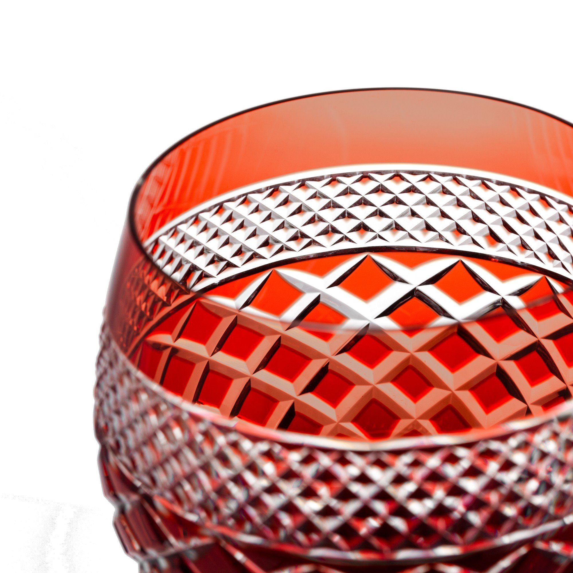 detalhe taca de cristal vermelho