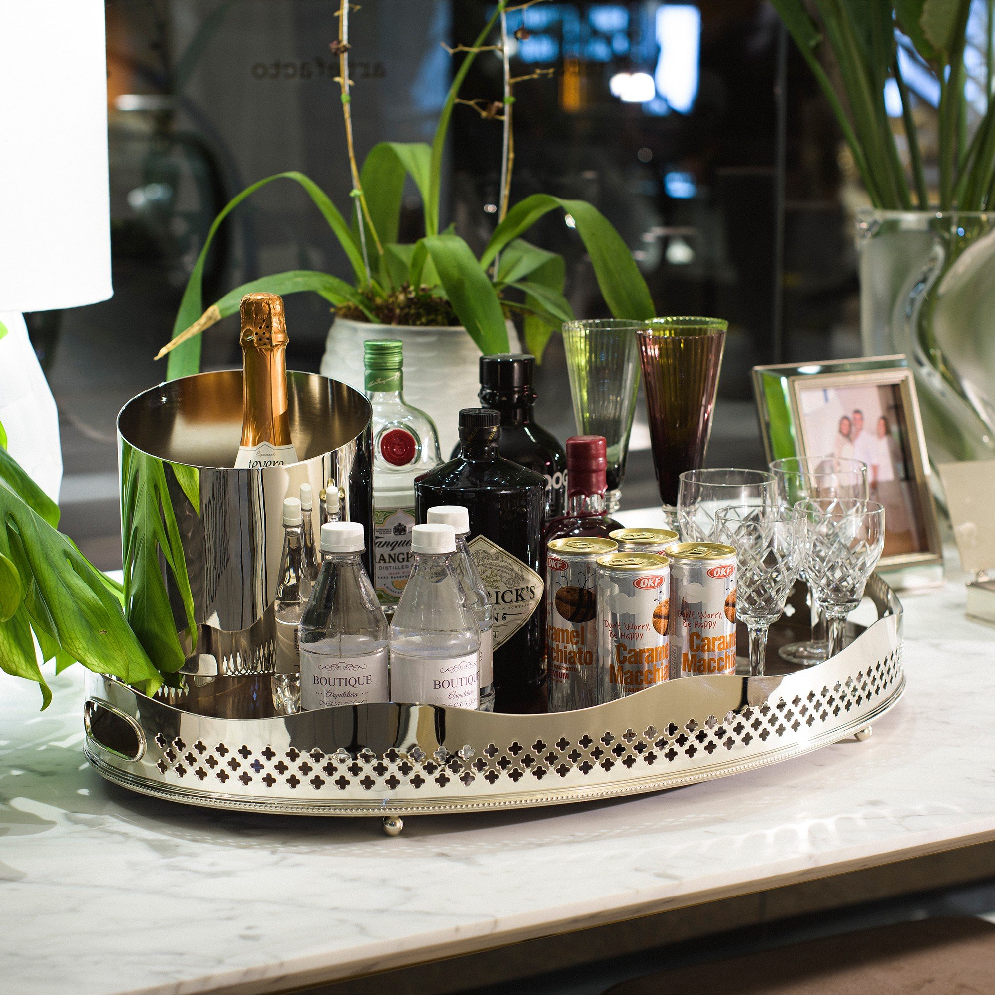 Bandeja com Galeria Oval e Fundo de Madeira St James 2263 sottilecasa