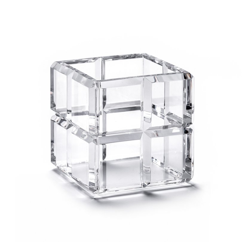 cubo_acrilico_bisote