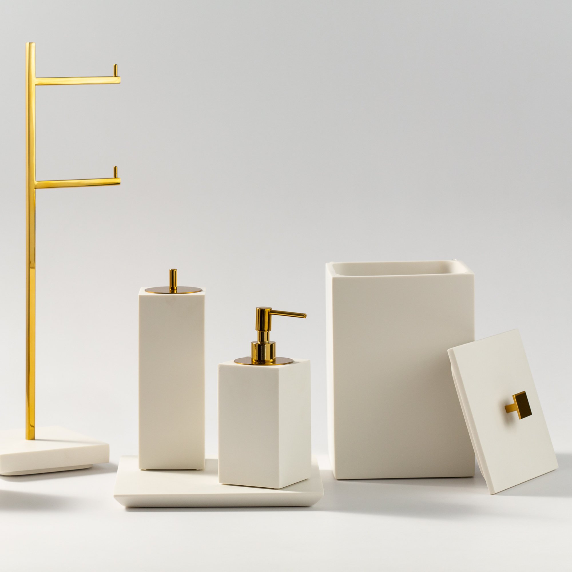 kit_banheiro_resina_off_white_1