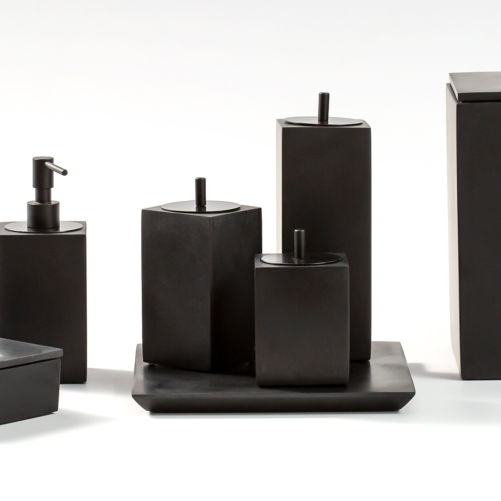 kit_banheiro_resina_preto_2