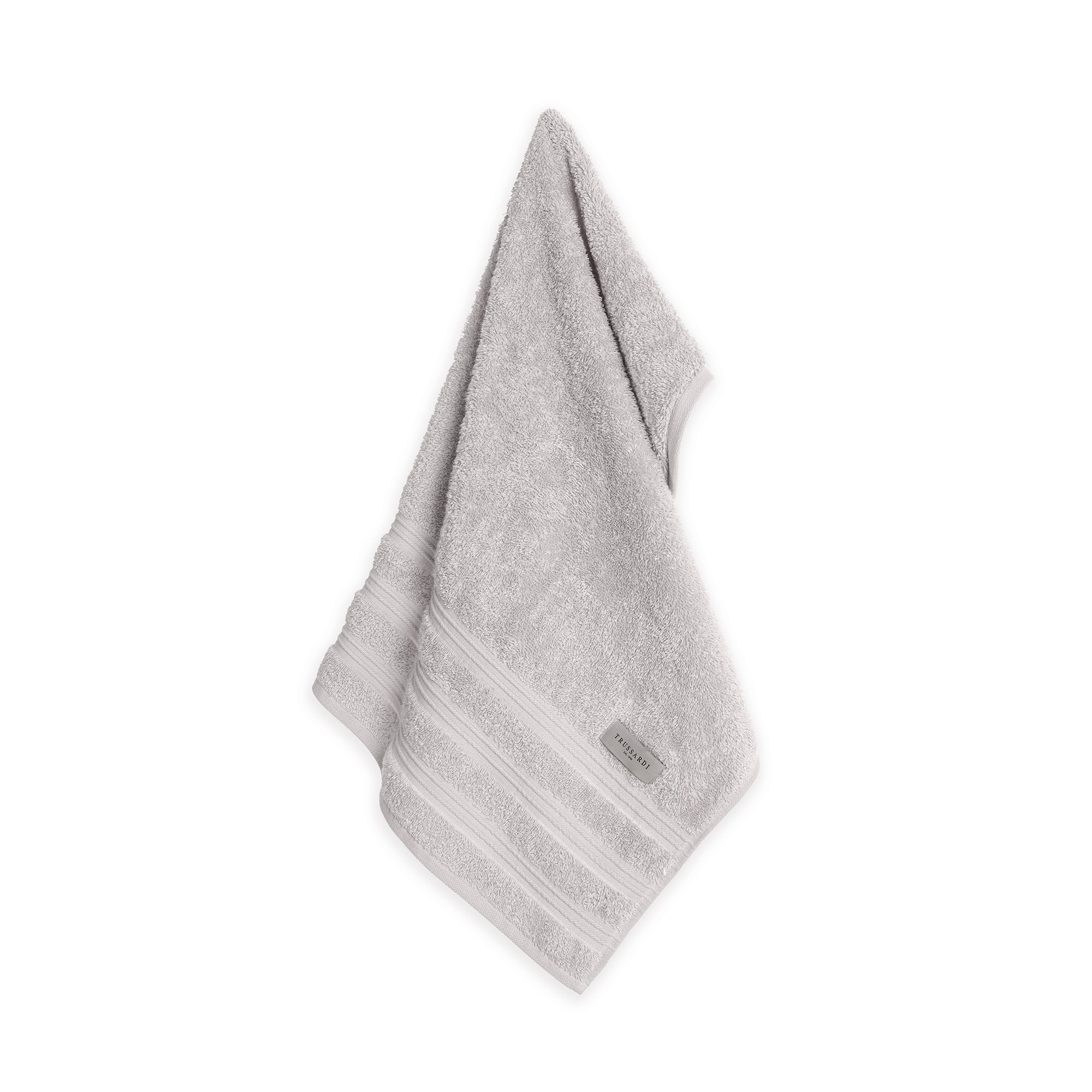 2022 trussardi banho egitto rosto gelo 80075 still 2