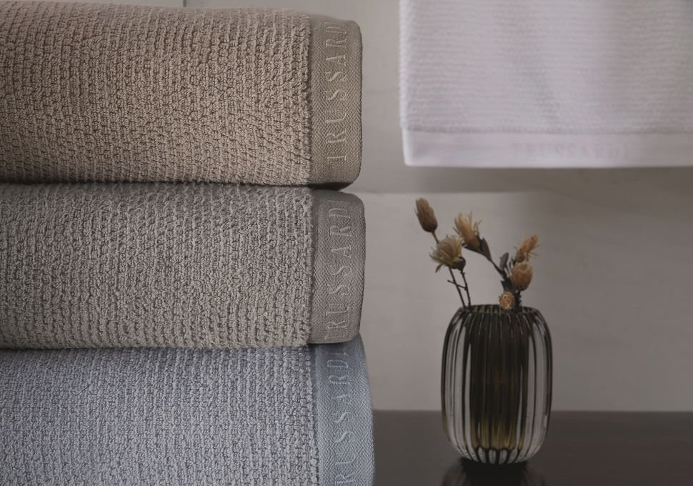 2022 trussardi banho maggiore ambiente sottile