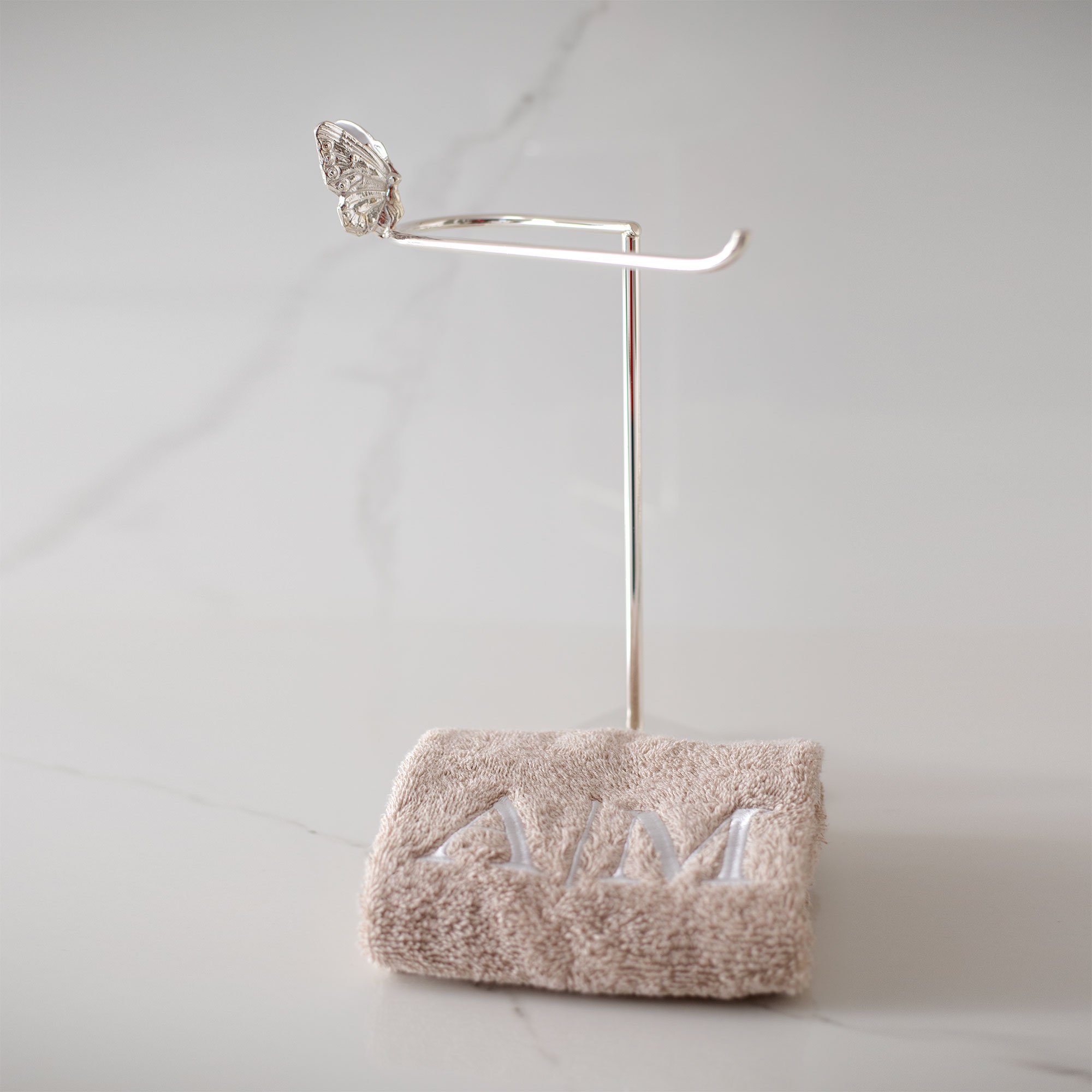 porta toalha rosto prata borboleta toalheiro 1