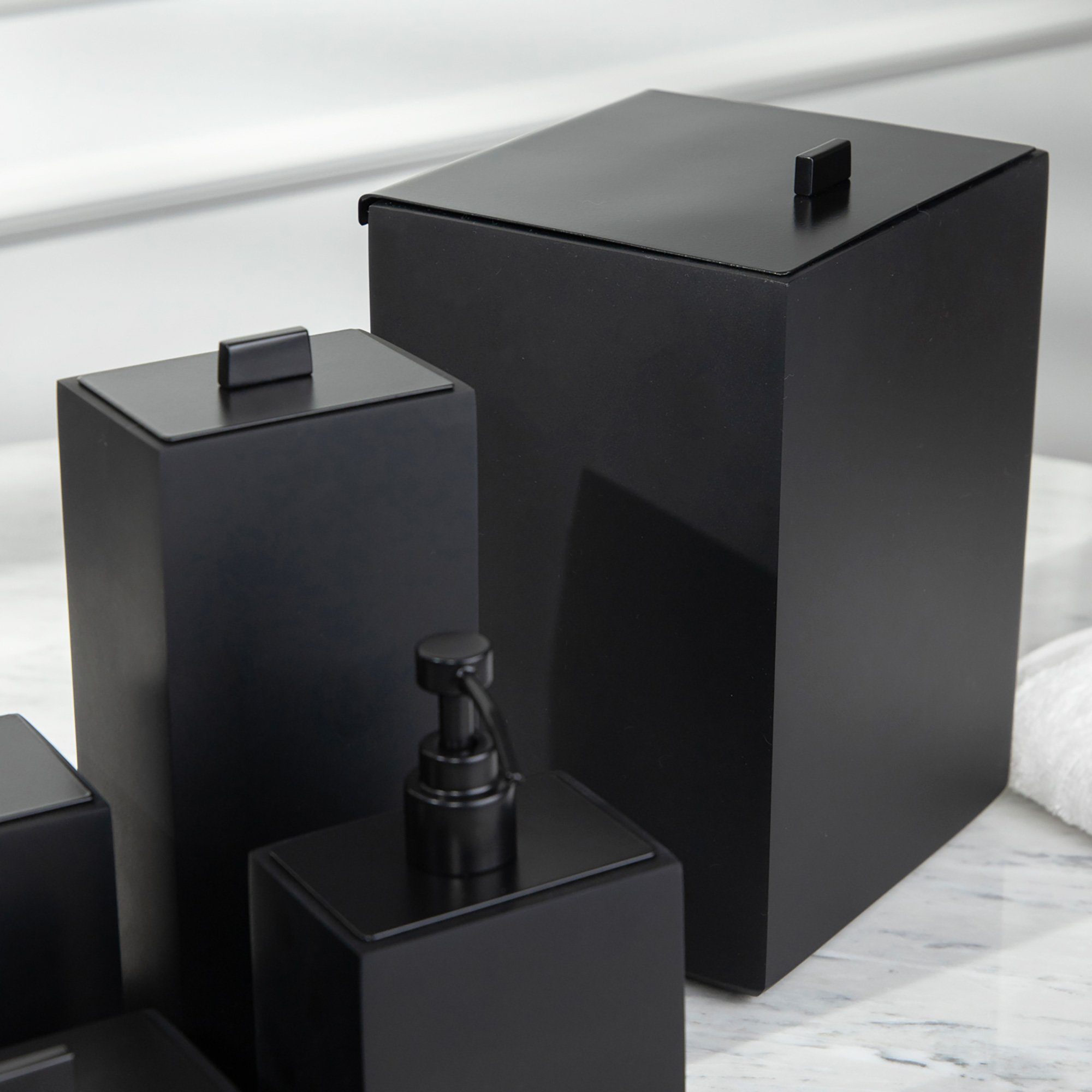 03 conjunto banheiro retangular 6 pcs resina black matte