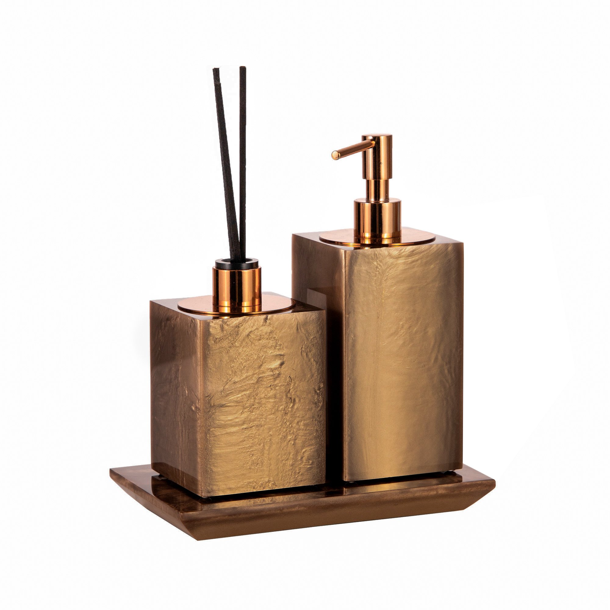 Conjunto_Banheiro_Duo1_Quadrado_Resina_Champagne_Red_Gold_Still_Bandeja_Sottile_Casa
