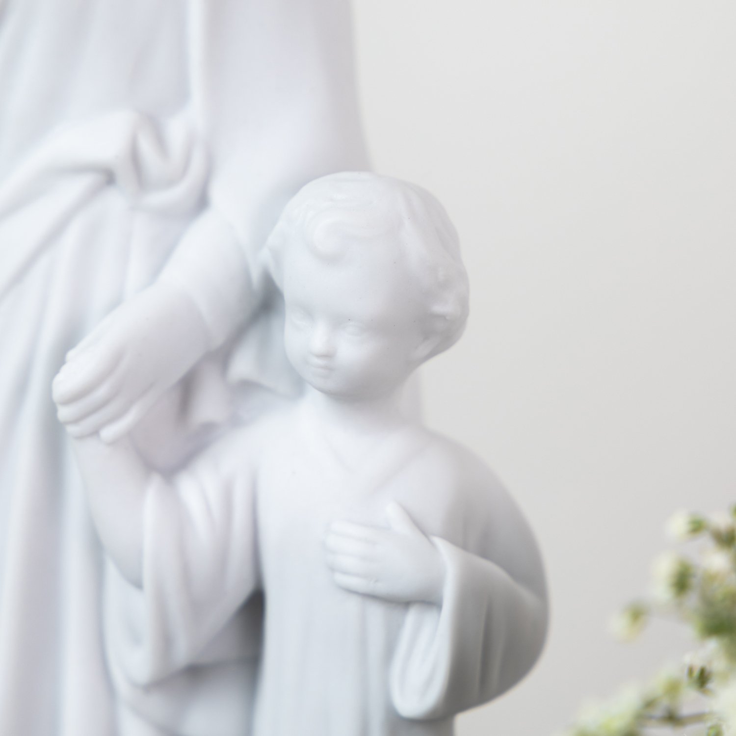 03 imagem maria passa na frente c aureola ouro