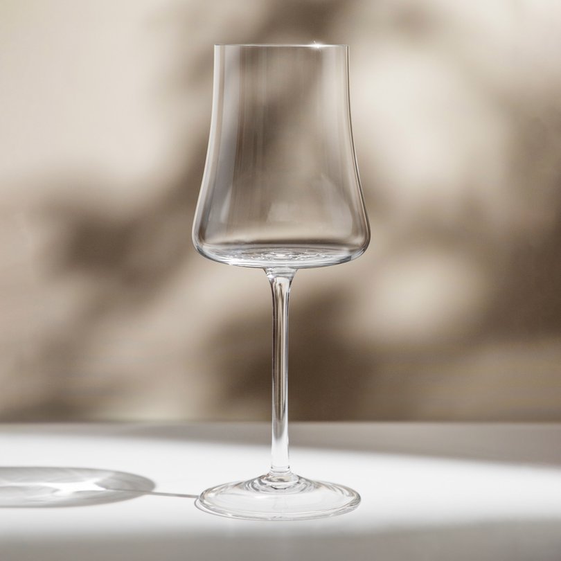 taca de cristal vivaldi vinho tinto itajahy incolor ambientada