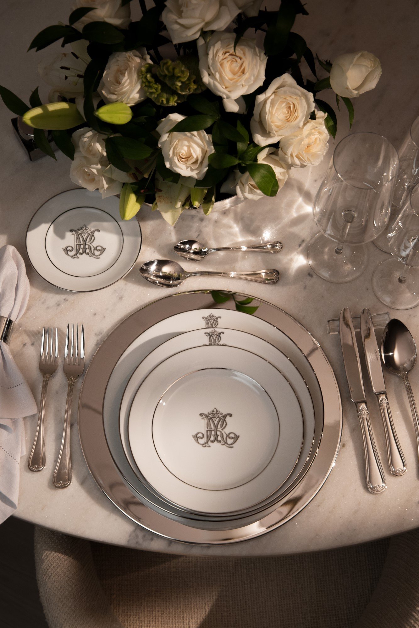 jogo de 6 pratos pao porcelana sottile casa c monograma lunaire 2 padrao sottile