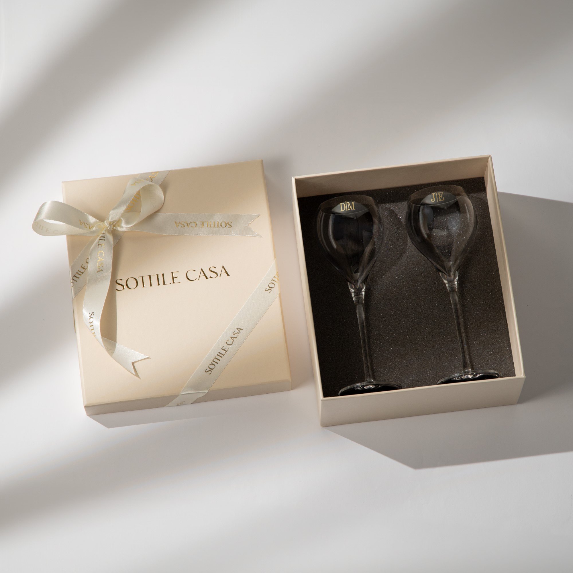 conjunto 2 tacas de cristal vivaldi pinto bandeira 180ml c caixa de presente incolor padrao sottile