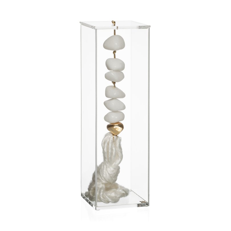 escultura fio seda e pedra quartzo branco com caixa de acrilico g foto still sottile casa