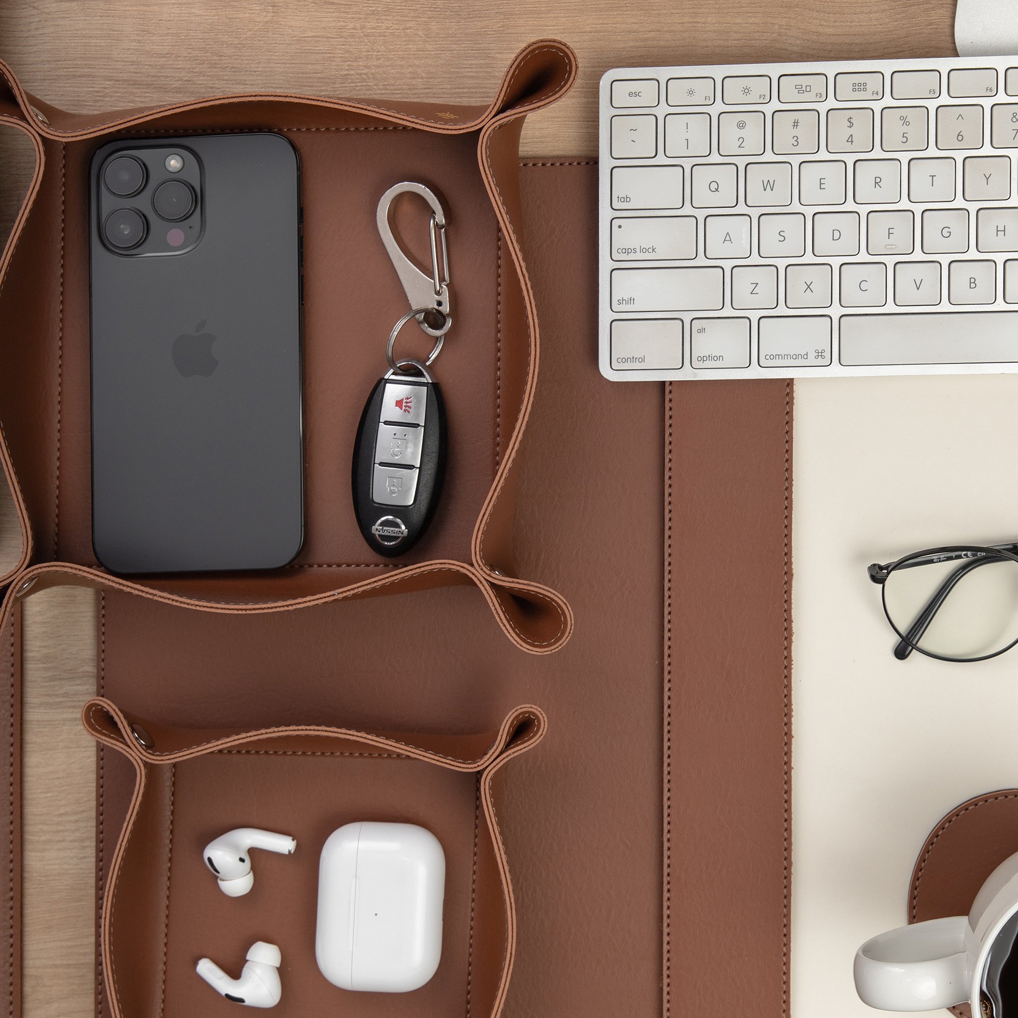 porta objetos de mesa sottile casa em couro pu havana g