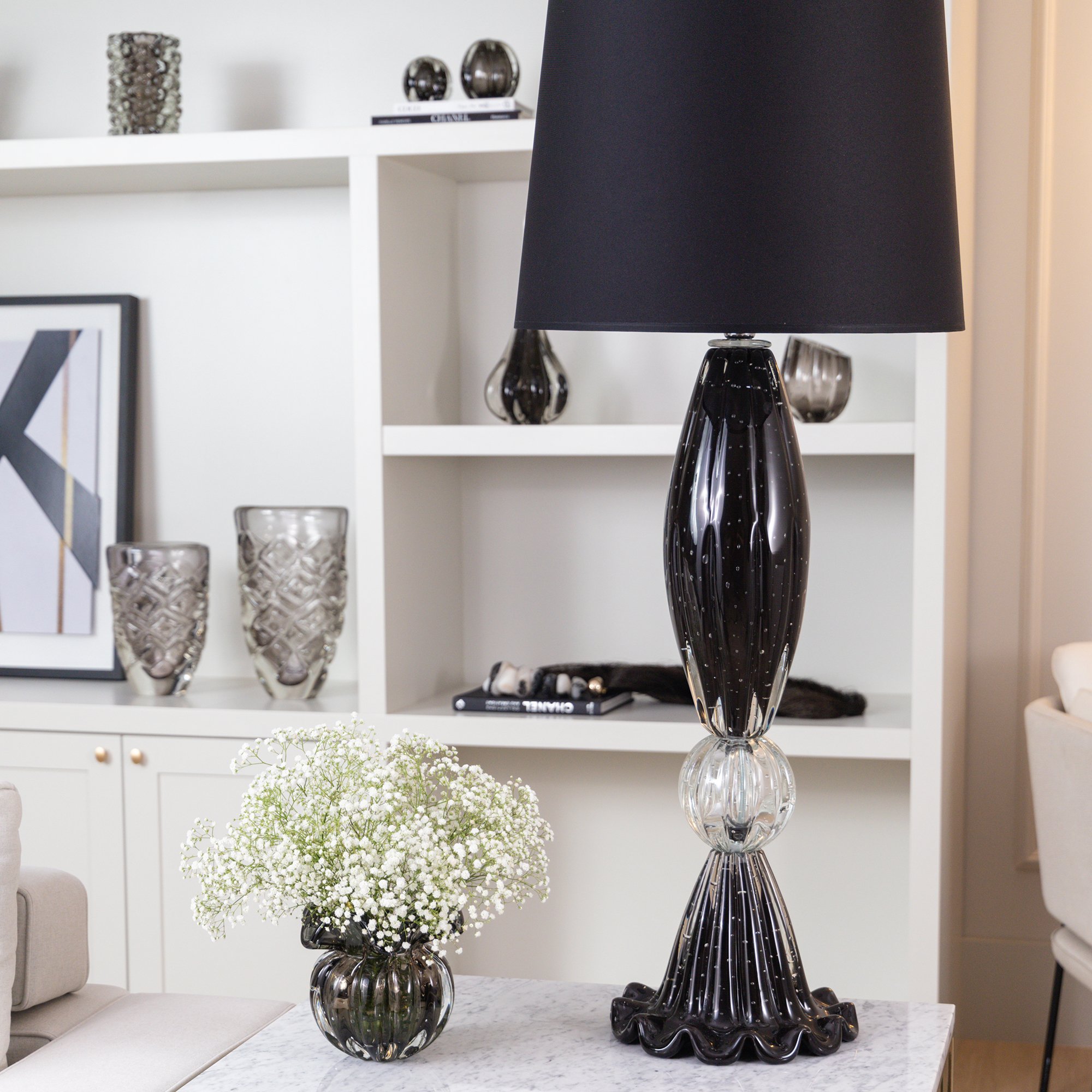 abajur murano nilo g preto agata cupula preta foto ambientada sottile casa 1