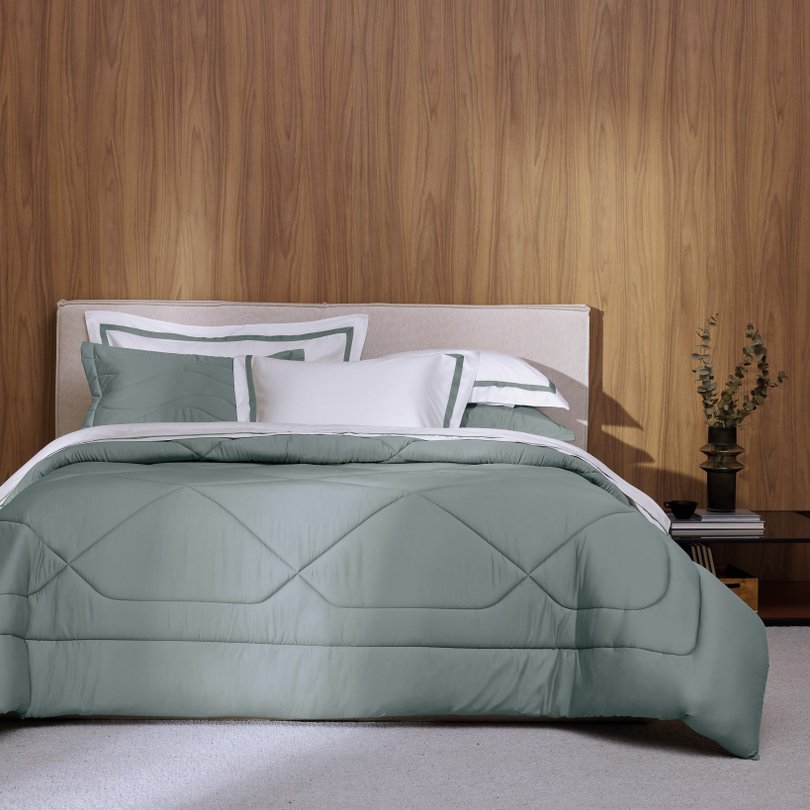 edredom trussardi cetim 300 fios grasso azul mare ambientada