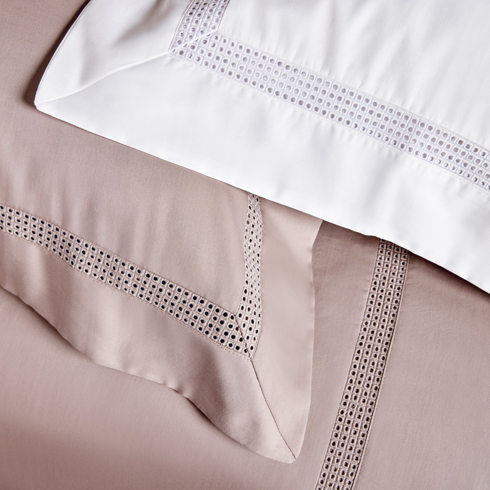 jogo de cama trussardi cetim 300 fios marconi cores detalhe