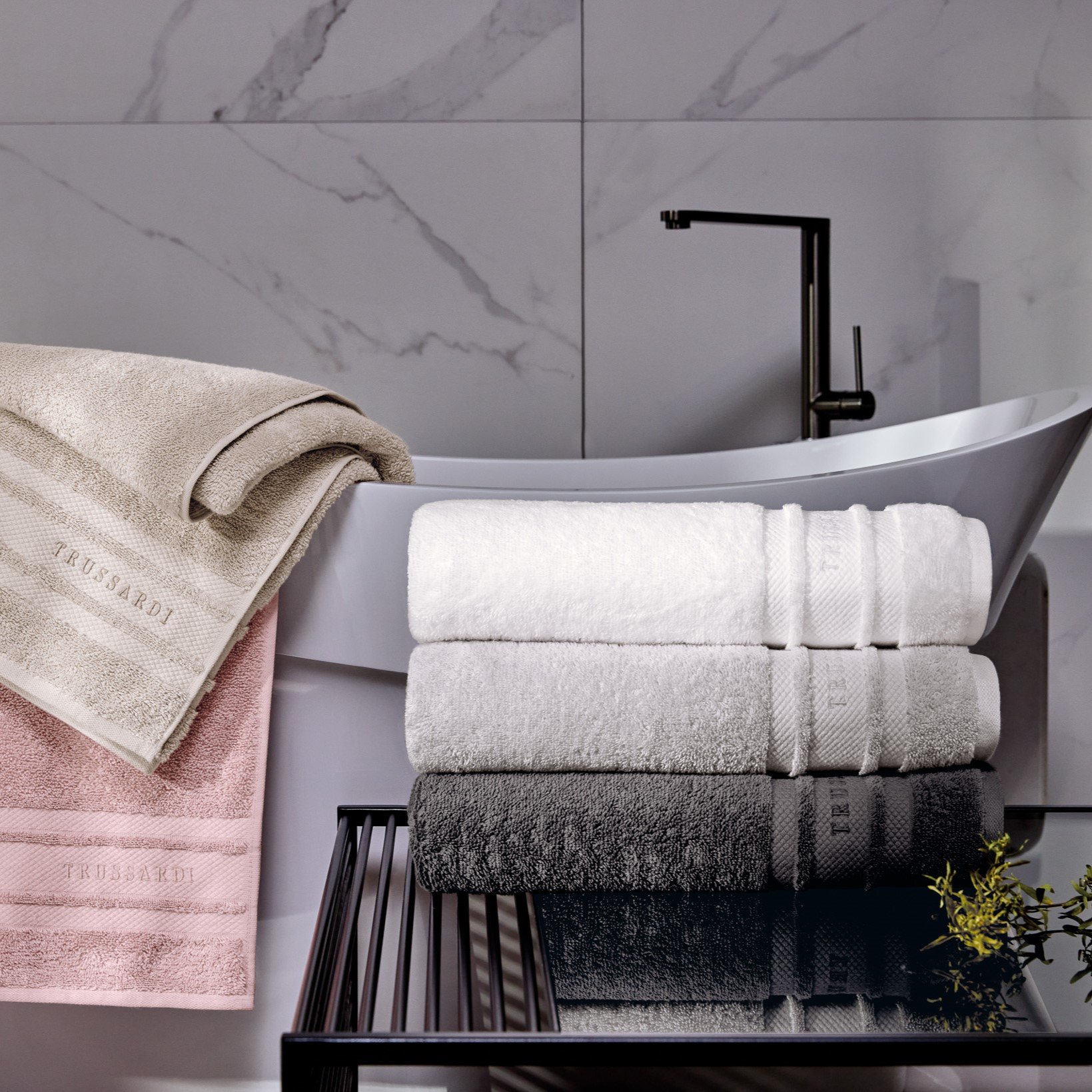 toalha banhao trussardi 100 algodao lecce cores ambientada