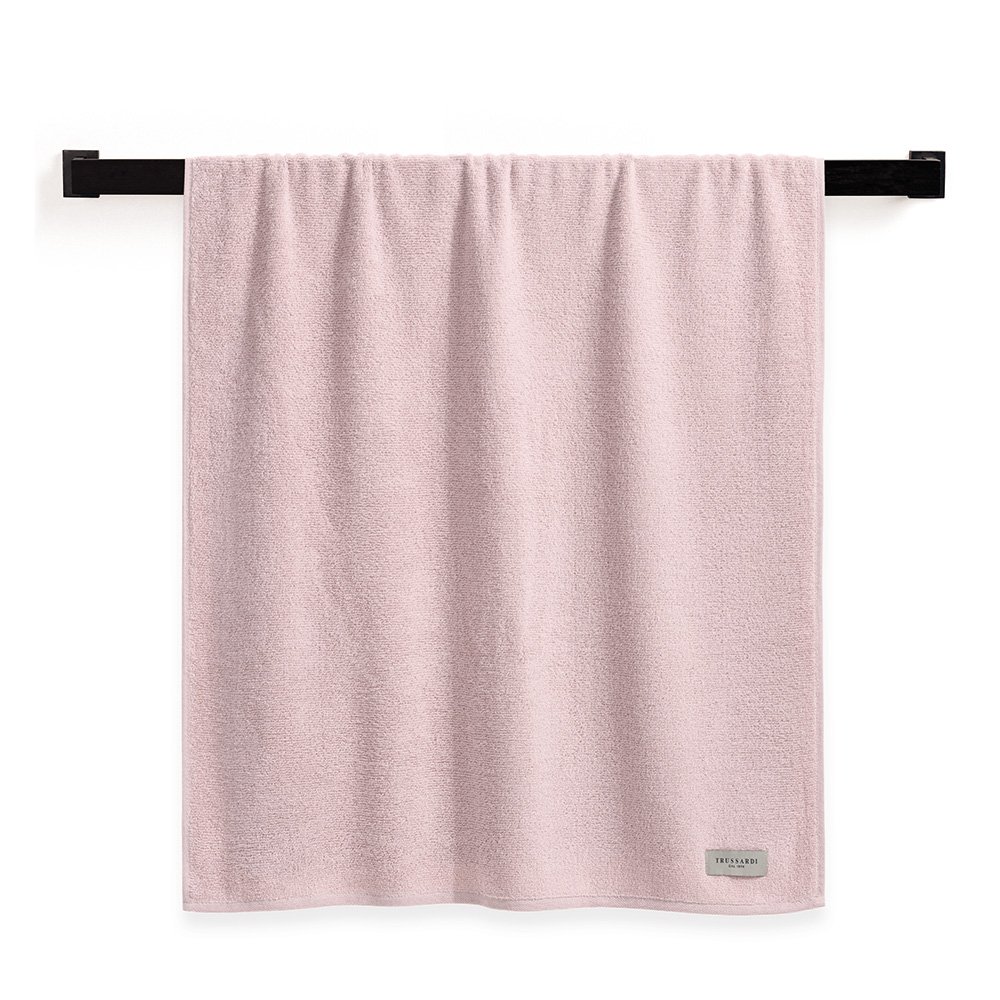 toalha de banho infantil trussardi 100 algodao sartoria rosatti pendurada