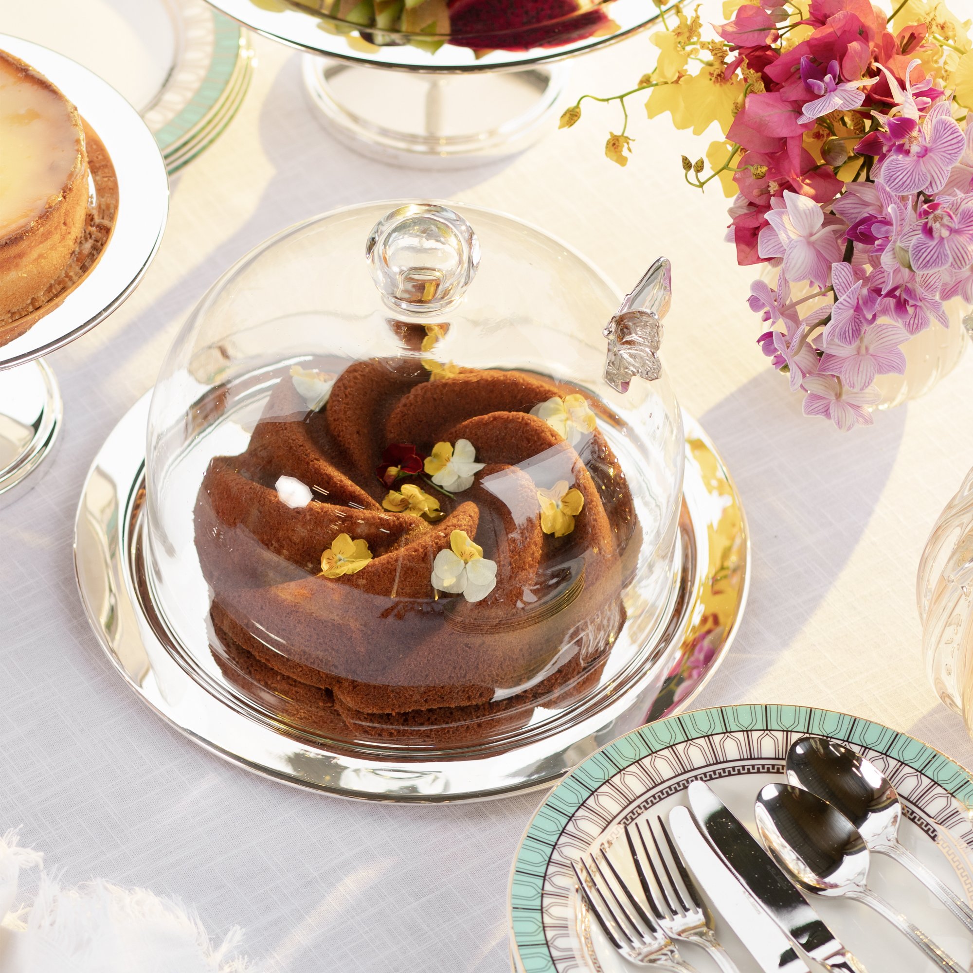 boleira_prata_com_cupula_e_aplique_borboleta_sottile_casa