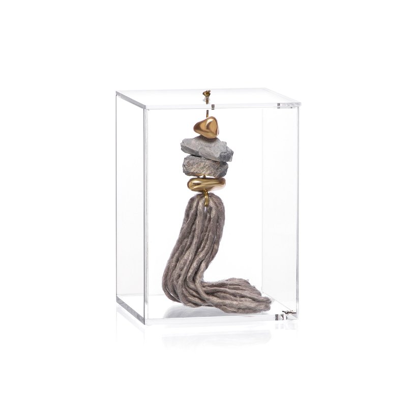 escultura pedra jaspe net com caixa de acrilico m