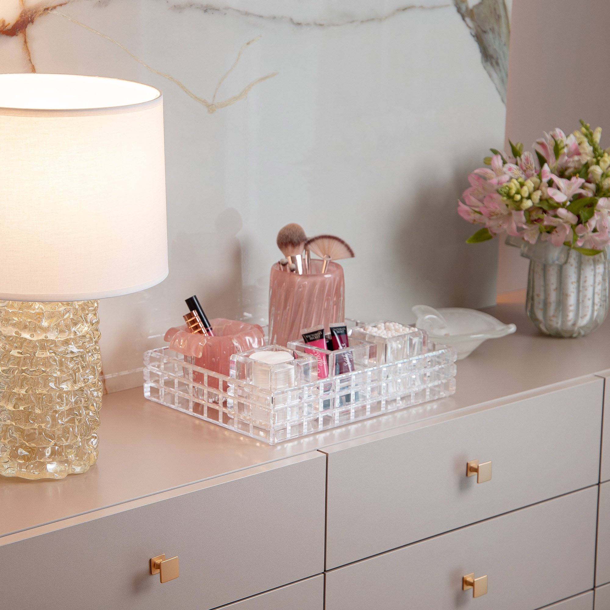 bandeja bisote acrilico m 2