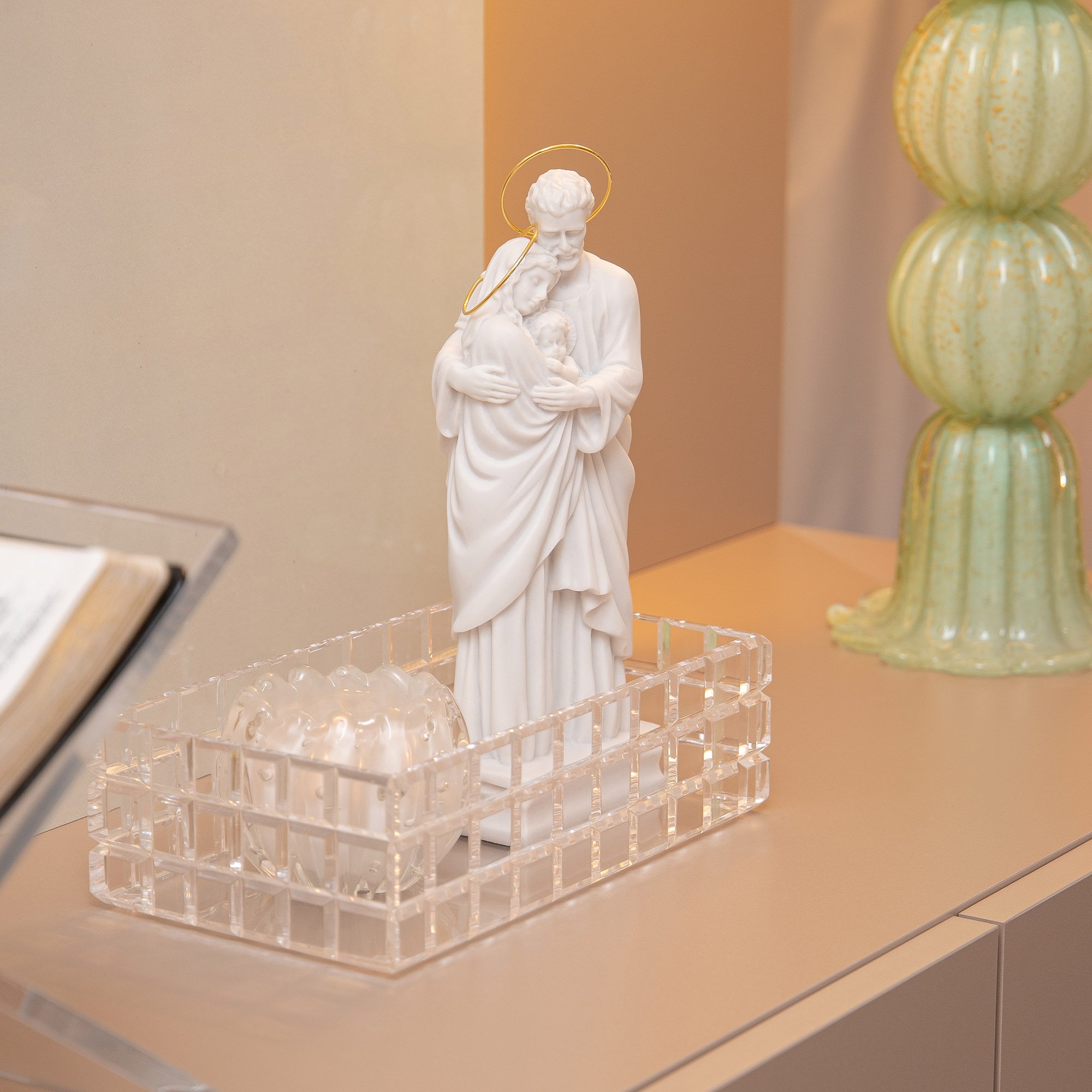 imagem sagrada familia abracada com aureola ouro