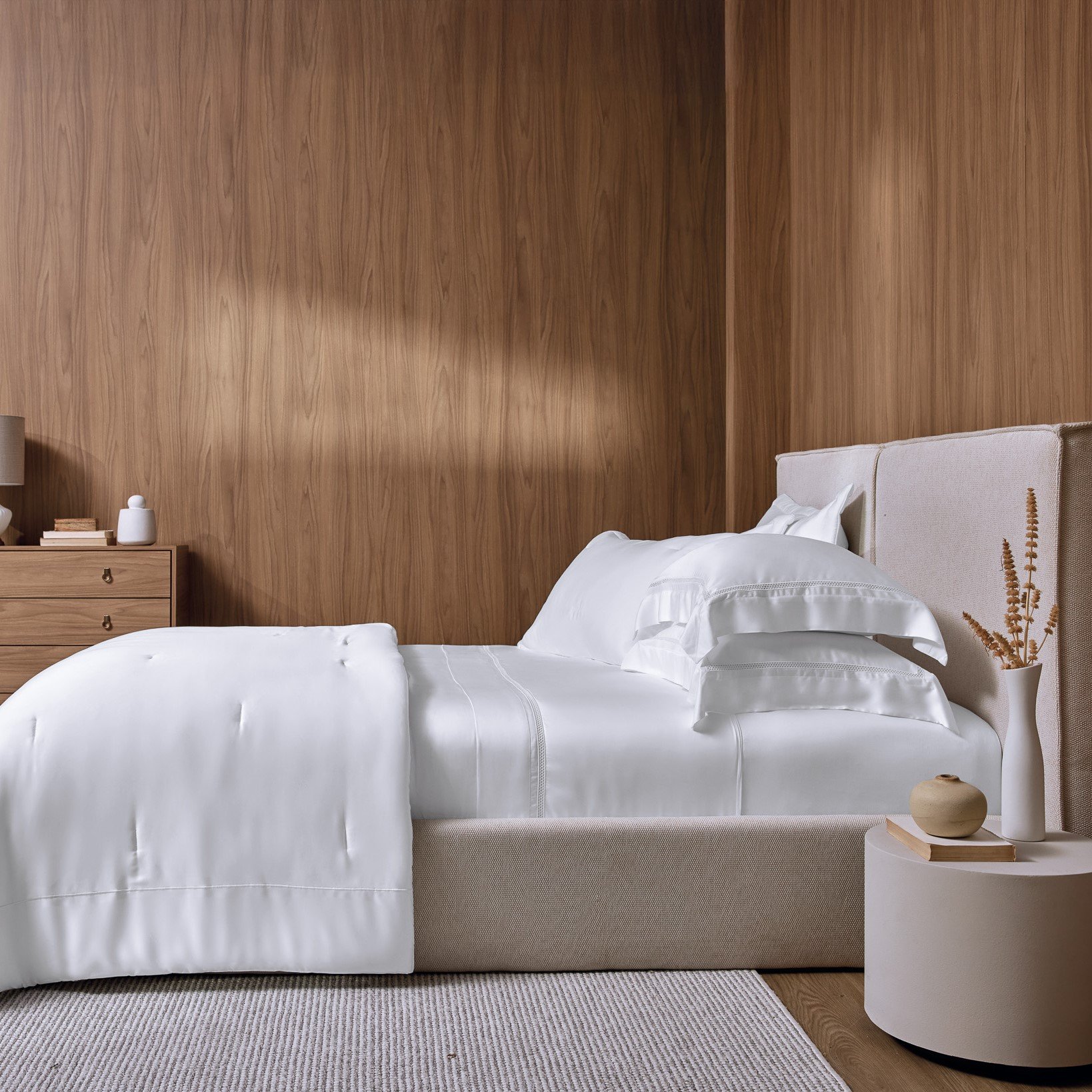 jogo de cama trussardi 300 fios cetim 100 bambu contessina branco ambientada