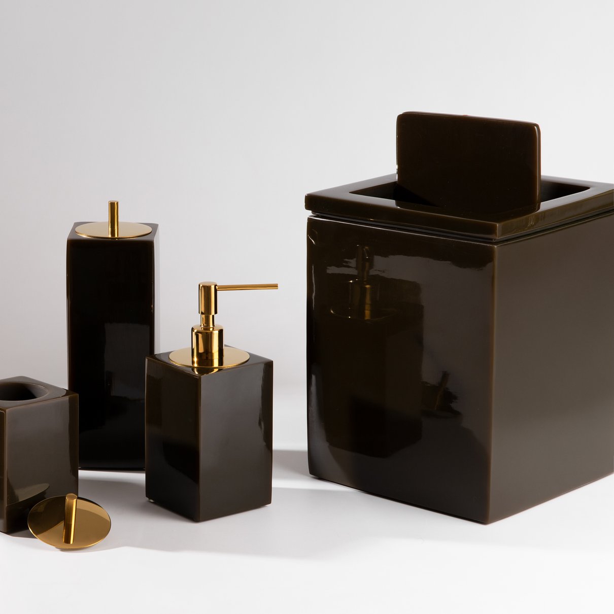 Conjunto Banheiro Resina Davos lixiera