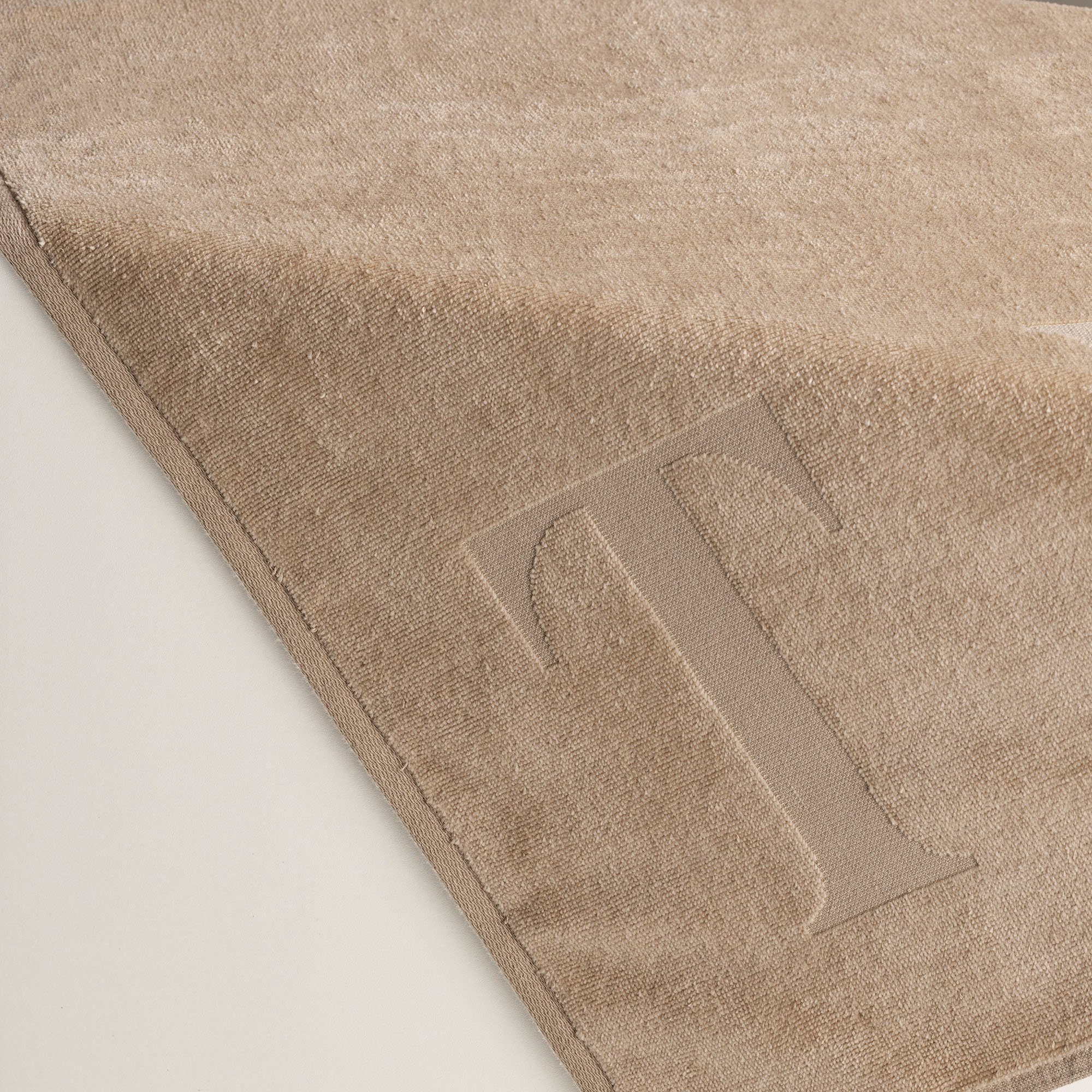 trussardi praia levanto mocaccino detalhe