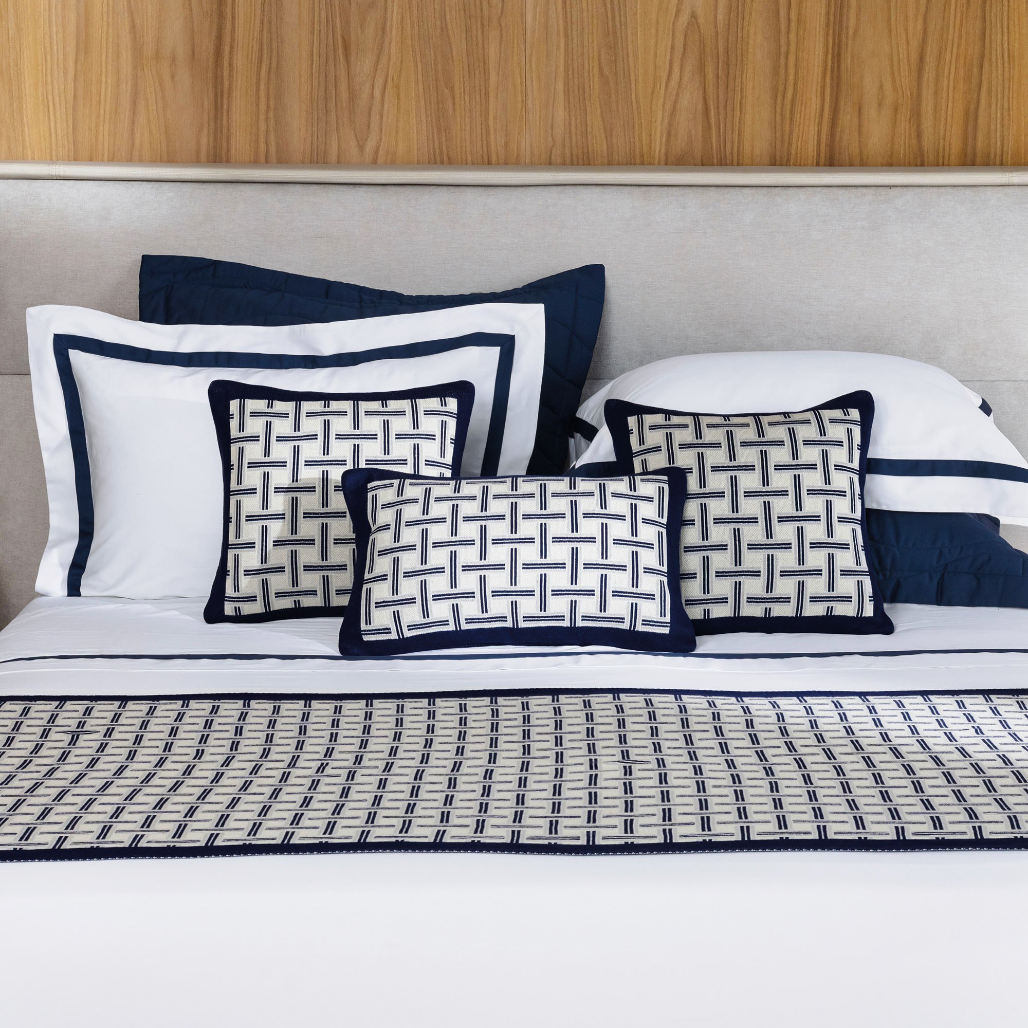 TRUSSARDI MANTAS CANTI AMBIENTE