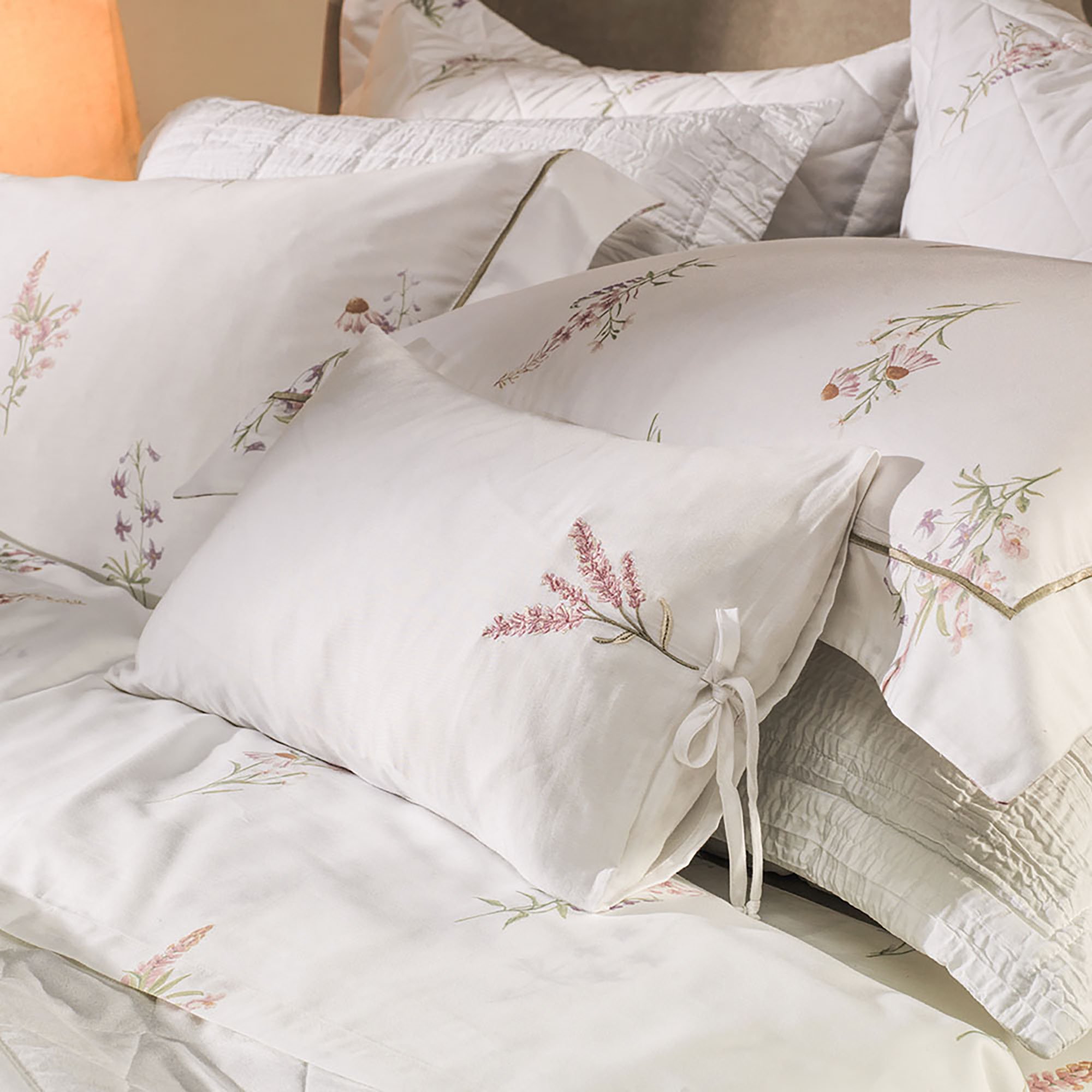 jul25 karsten cama arabella almofada sottile casa