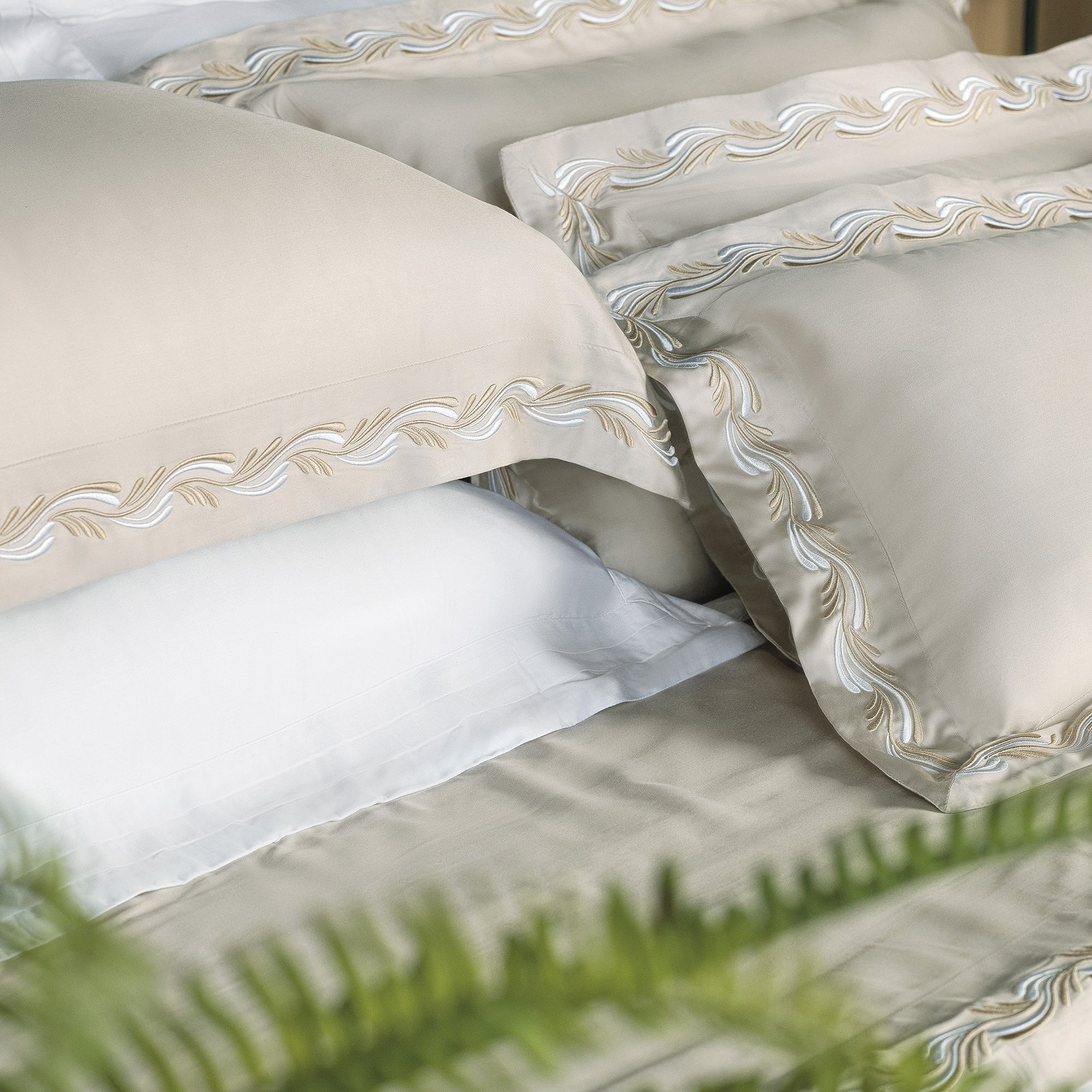 jg cama ondas bege detalhes sottile casa