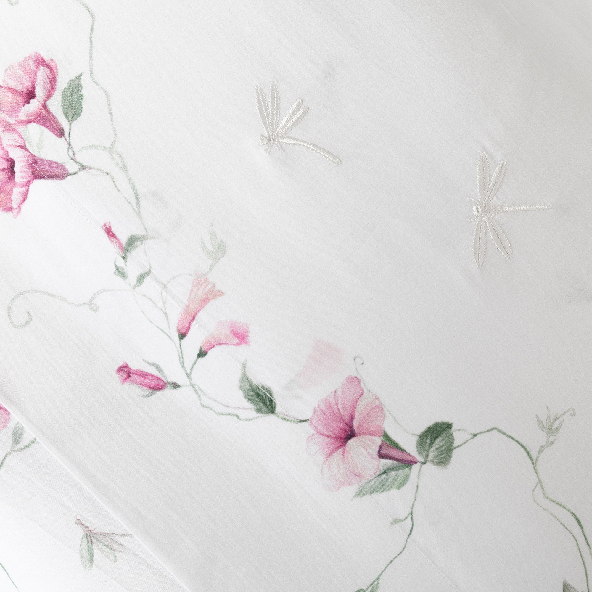 02 colcha c porta travesseiros trussardi cetim 300 fios petunia