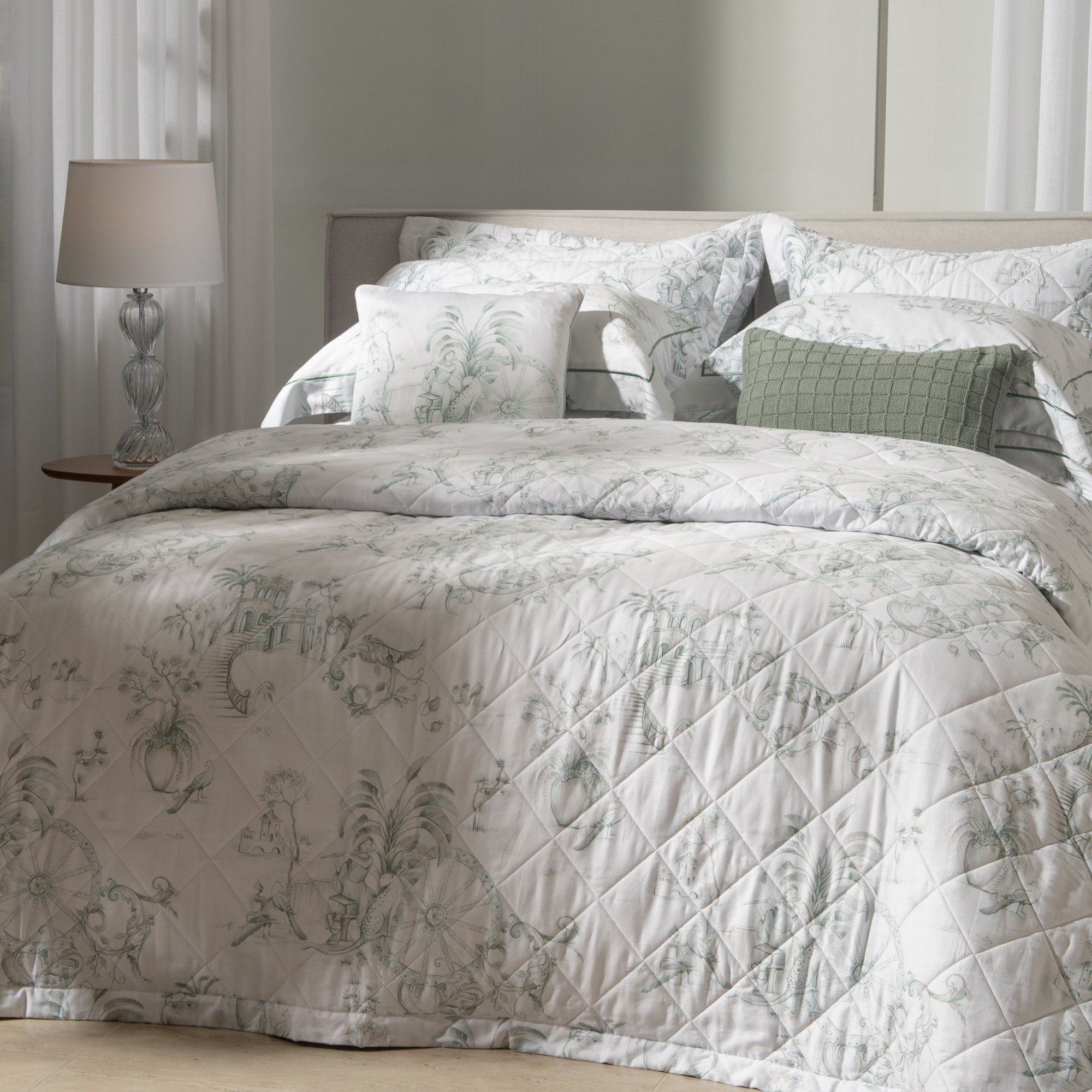 01 colcha c porta travesseiros trussardi cetim 200 fios ortigia