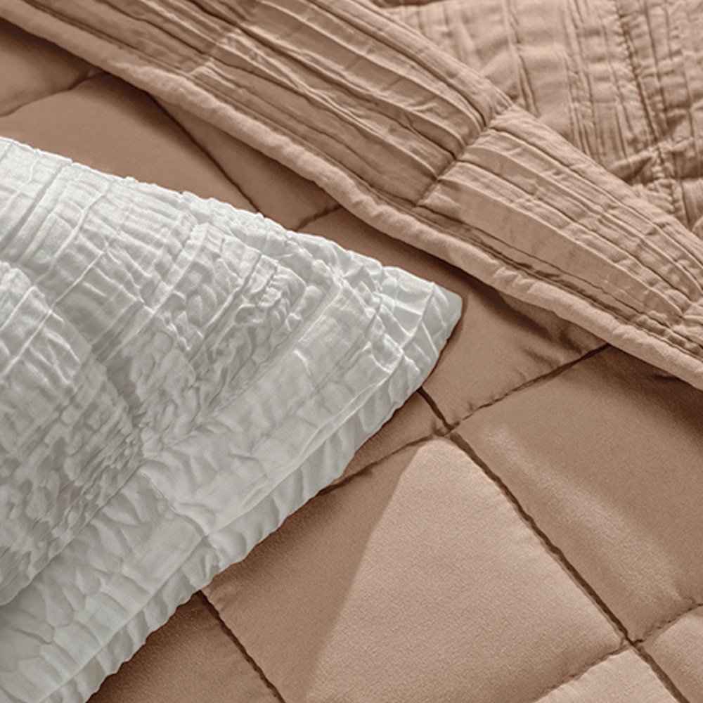 COLCHA KARSTEN CAMA VALENA DETALHE SOTTILE CASA1